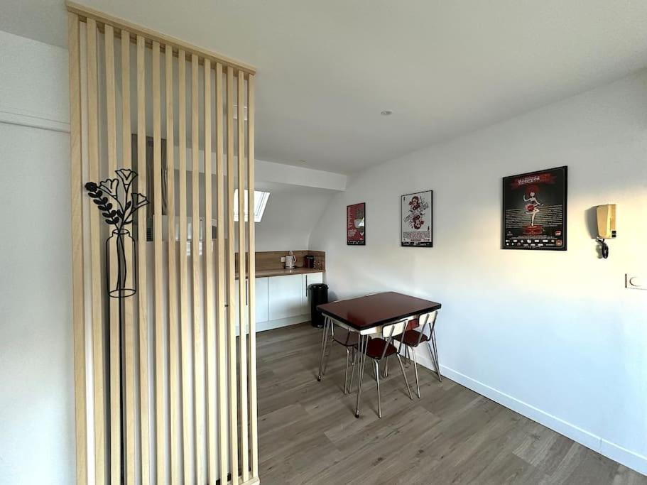 Chez Margaux Et Oscar Apartment Bourges Bagian luar foto
